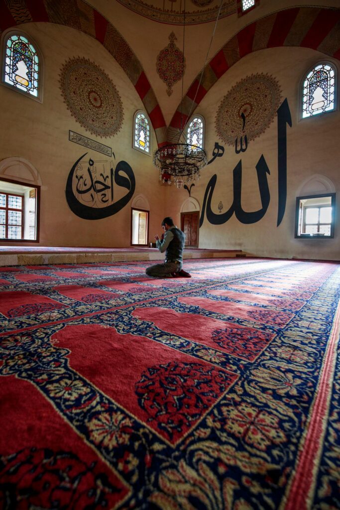 özel tasarım demirci cami halısı