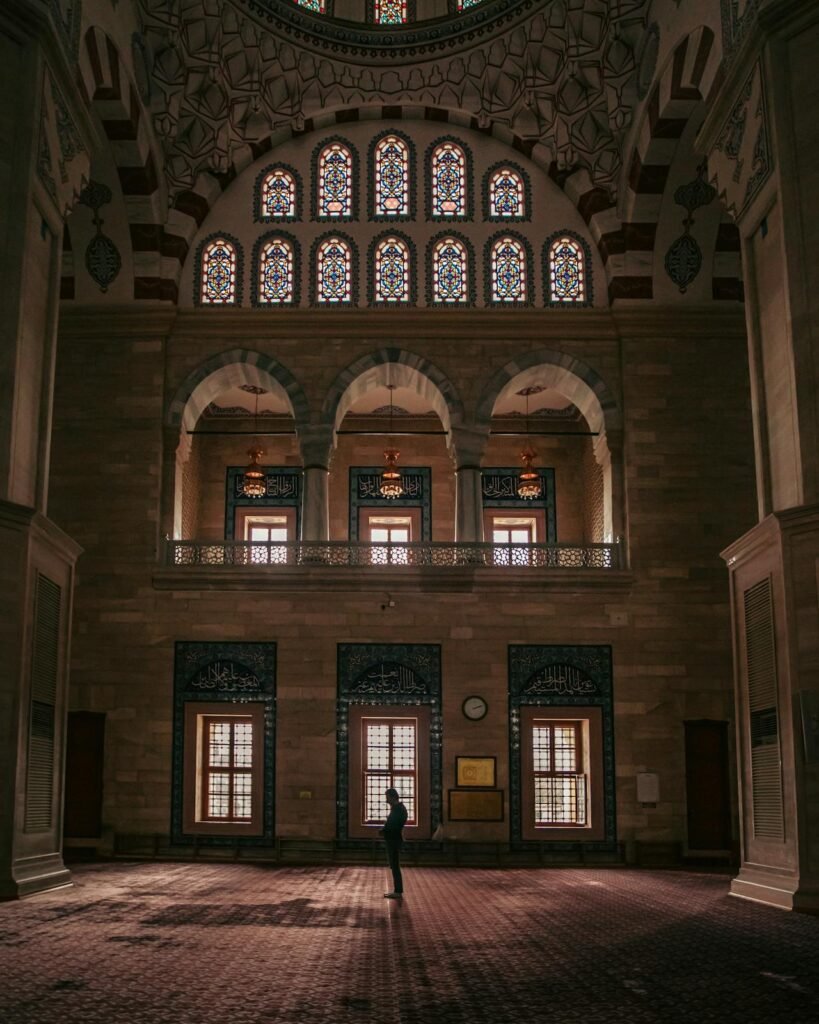 gulseven cami halilari